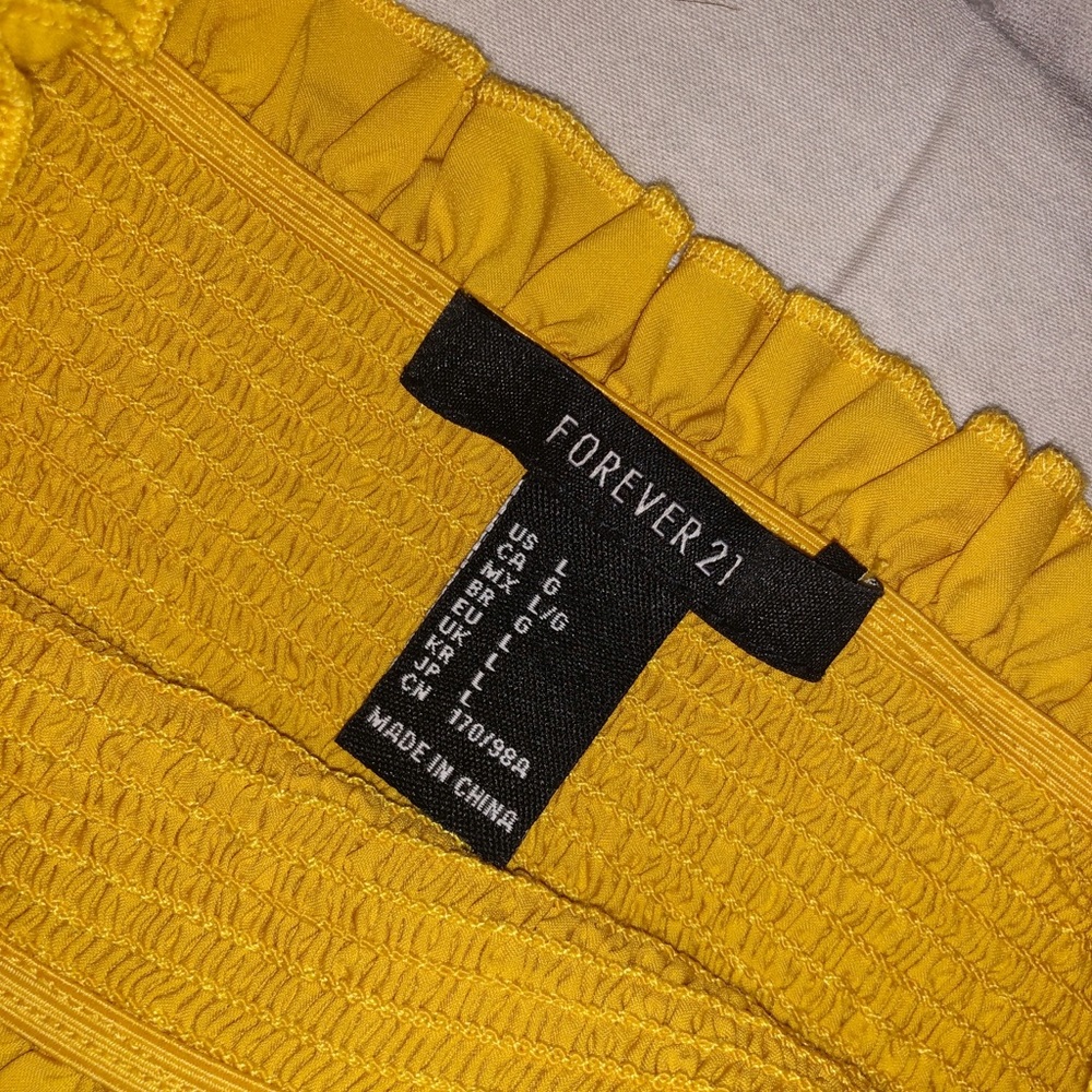 Ruffled Crop Top - Yellow - Picture 3 of 3